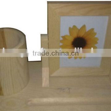 Customzied Wooden Office Table Decoration Item