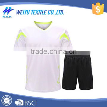 2016 Latest design summer blank soccer jersey for men