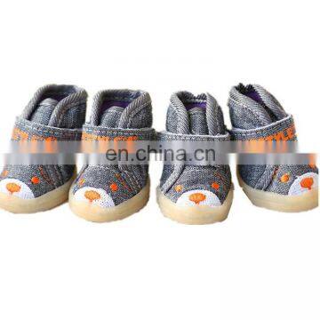 Denim jeans fabric dog rubber booties customized dog shoes for running