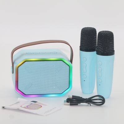 P3 Portable Karaoke Player With Voice Changing Effects Handheld Wireless Microphone for kid karaoke machine