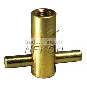 Solid rod lifting socket with cross bar