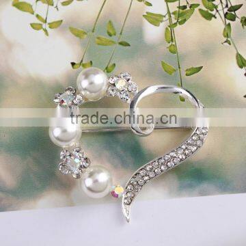 Fashion Designs Heart Shape Rhinestone Brooch Pin With Pearls,Brooches And Pins For Wedding Bouquet,Crystal Wedding Brooch Quality Choice photo-3