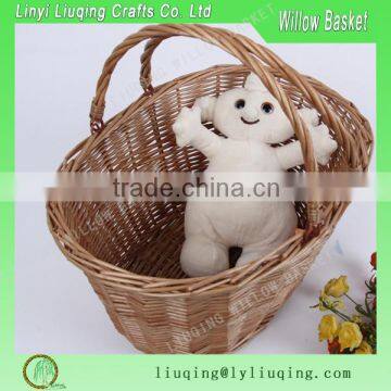 Four plastic knife and fork spoon willow picnic basket