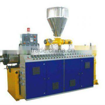 Conical twin screw extruder