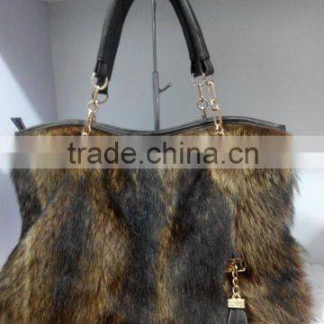 2016 Wholesale Price Ladies Raccoon Fur Handbag