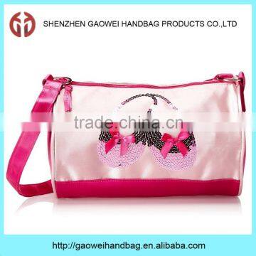 Fashionable Personalized Cheap Rolling Dance Shoe Bag