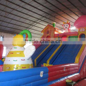 2016 New design hot popular inflatable castle and slide for games