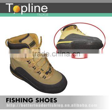 Hot selling hiking climbing boots for men in china