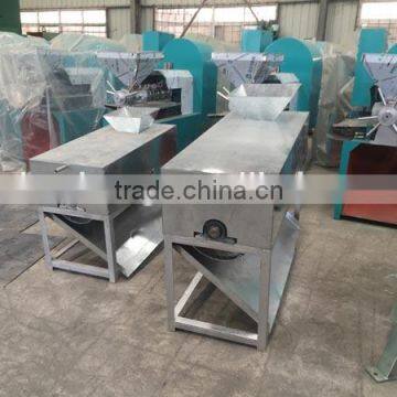 Walnut Green Skin Peeling Machine