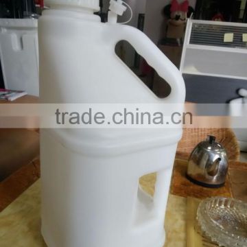 OEM Blow Molding plastic 5 Gallen Utilityl Jug plastic HDPE jerry cans oil fuel drum