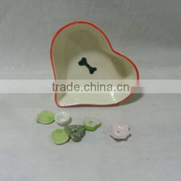 Ceramic Dog Bowl in Heart Shape