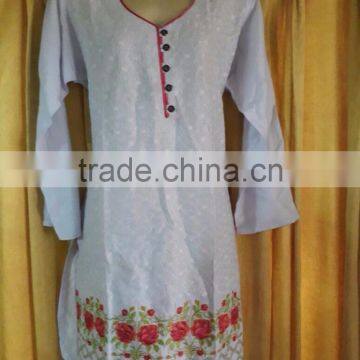 Pakistani Ladies Lawn photo-1