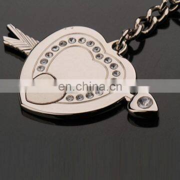 Fashion High Quality Zinc Alloy for Love Diamond Heart and Arrow Keychain photo-2
