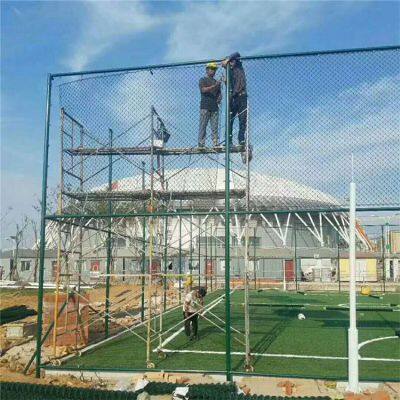 wholesale Galvanized/PVC coated Chain link fence for sale football ground net