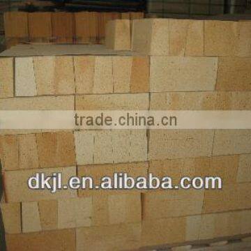 Low thermal conductivity alumina insulation brick for hot blast stove