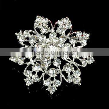 Wholesale Classic crystal rhinestone strass brooch, vintage snowflake rhinestone crystal strass brooch pins from CRYSTAL ACE