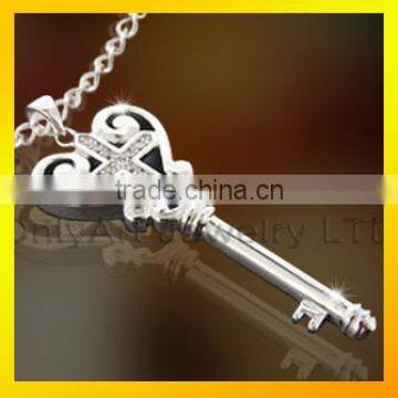 Good quality key necklace pendant fashion custom made pendants