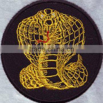 Export product round shape Iron-on 100% custom embroidery patches with cheap price