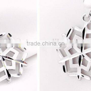 Chic Brilliant Snowflake Earring Design 925 Sterling Silver Synthetic Diamond Stud Earrings Crystal Snowflake Earring Woman photo-4