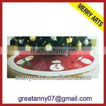 China factory cheap velvet christmas tree skirts wholesale satin snowman christmas tree skirt