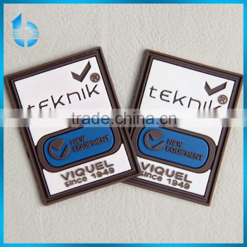 Custom embossed logo 3d rubber patch silicone rubber label