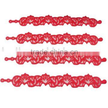 2013 the most popular hign quality custom design silicon hollow bracelet