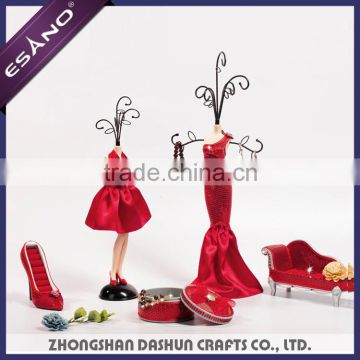 Wholesale gift items the jewelry displays sets