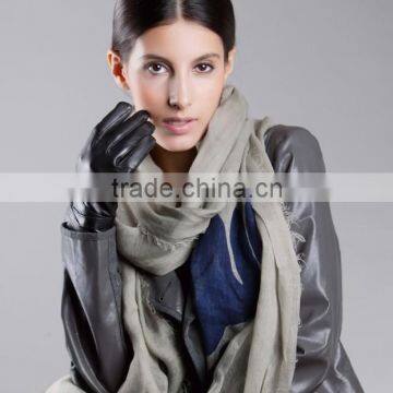 FASHION GLOVES