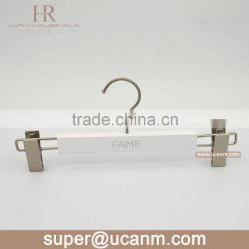 HR-UT32GW wooden trouser hanger