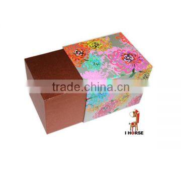 Different types gift packaging box with ribbon