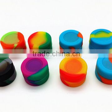 FDA food grade matte finish non stick small 3ml slick oil glow in the dark silicone jars container