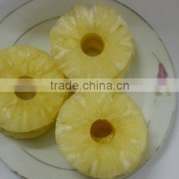 canned fruit/ canned pineapple