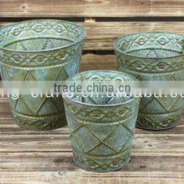 Shabby Chic Metal Plant Por for Garden Decor