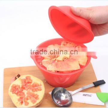 plastic creative pomegranate peeler,Arils removal tool patented product,kitchen Peeler Gadget Original NEW