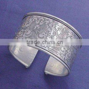 Traditional Bangle