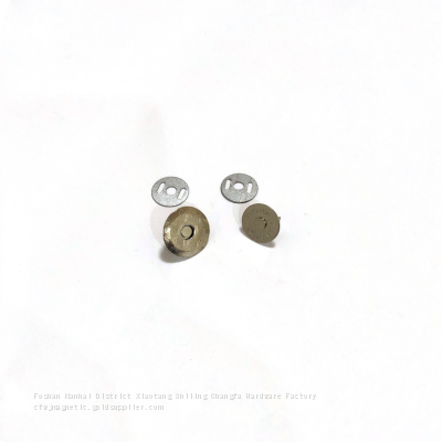 18MM rolled nickel color embossed disc-shaped magnetic button