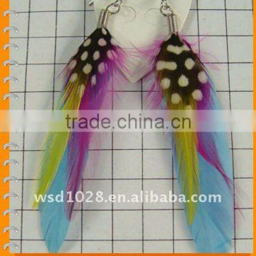 Fashion feather earrings