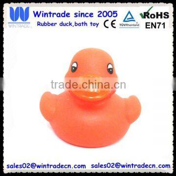 Floating color change baby toy bath duck