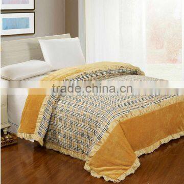 Double Bed Designs Silk Quilt for Bed Handcrafted Quilt