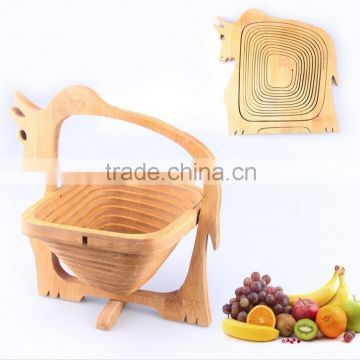 Animal Cow Shaped Hand Spiral Cut Carved Bamboo Wood Foldable Carve Fruit Serving Basket