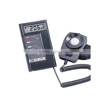 TES-1330A Digital Light Meter