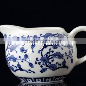 Ganoderma Lucidum Flower Porcelain Tea Pitcher photo-3