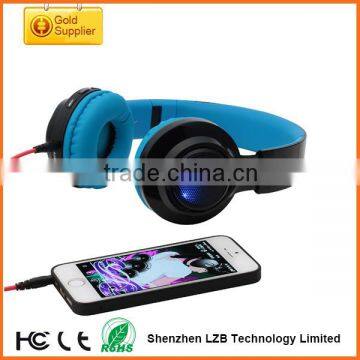 2016 Best Popular On CES Fair Bluetooth Wireless LED Light Headphones With HSP, HFP,A2DP,AVRCP for Smartphones photo-3