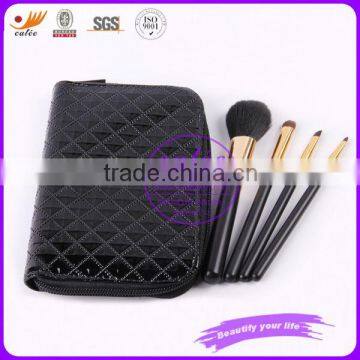 Eya Cosmetic Brush set 4-piece with Shining Black Plaid Case