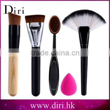 High Quality Foundation Eyeshadow brush Tools Makeup Brushes Set with Sponge