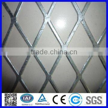 small hole expanded metal mesh