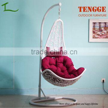 TG15-0139 Half moon shape white indoor wicker swing chair