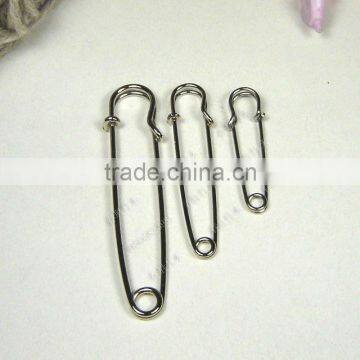 stitch holders and safty kilt pin