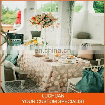 New Design Wholesale Rosette Party Tablecloth