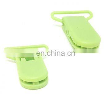 Hot D Shape Kind of Design for Baby Dummy Plastic Pacifier Clip Belt Buckles photo-1